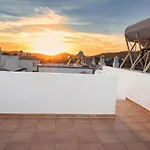 Spacieuse Avec Vues, Piscines Et Jeux, Proche Albufeira Nyaraló *