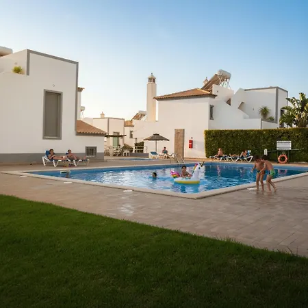 Détente Et Fun Proche Albufeira Grande Piscine Et Jeux Proche Albufeira Paderne (Faro)