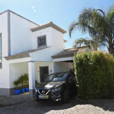 Casa de Férias Detente Et Fun Proche Albufeira Grande Piscine Et Jeux Proche Albufeira